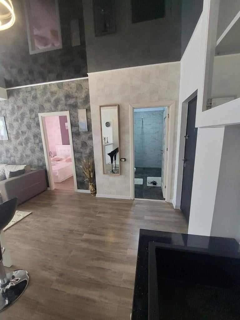 Aurelia Apartament *